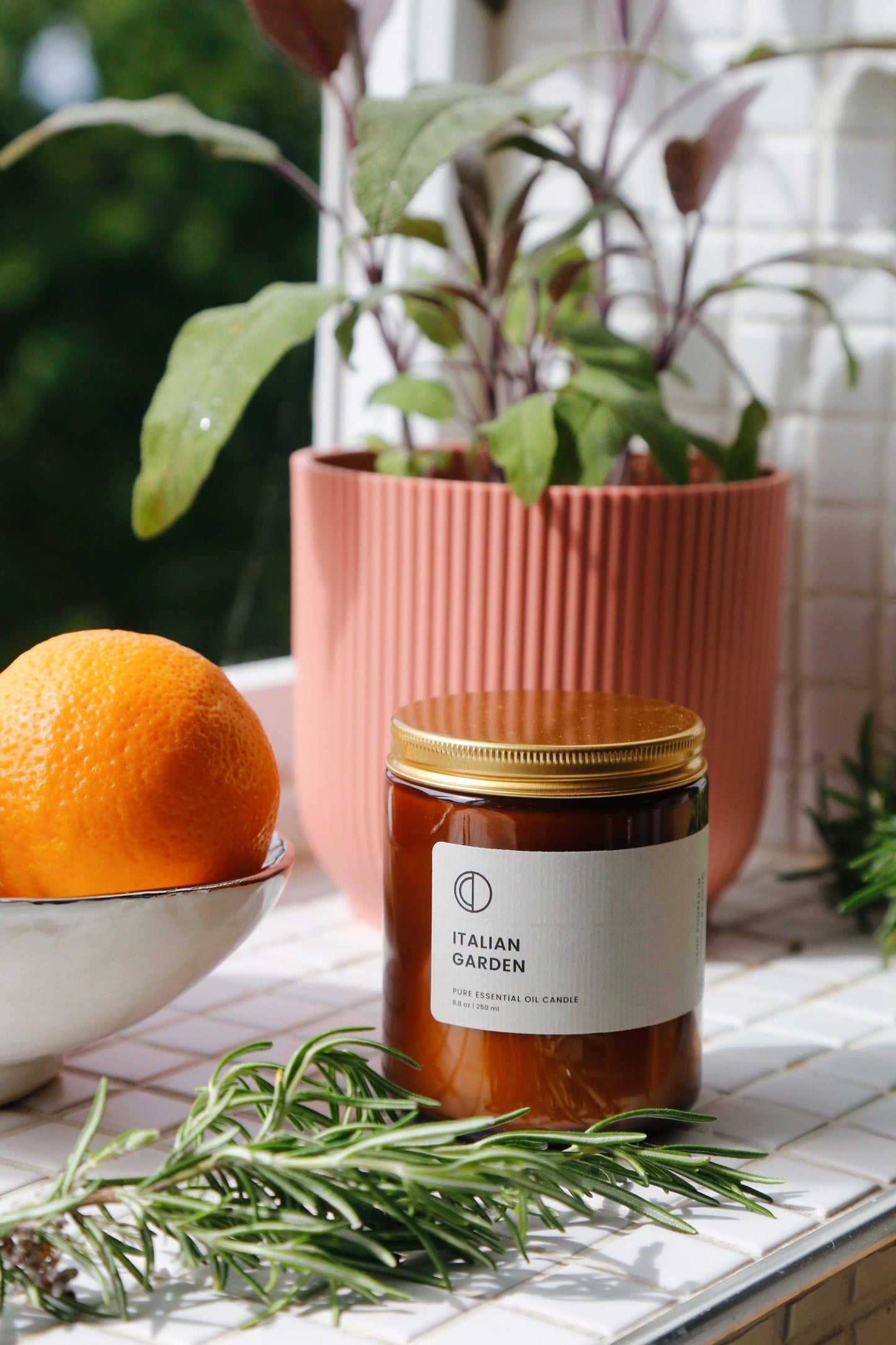 OCTŌ - Italian Garden candle (Orange + Rosemary + Sage)